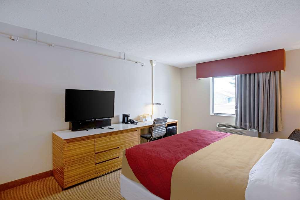 Quality Inn Frontier At Us Hwy 30 Clinton Стая снимка