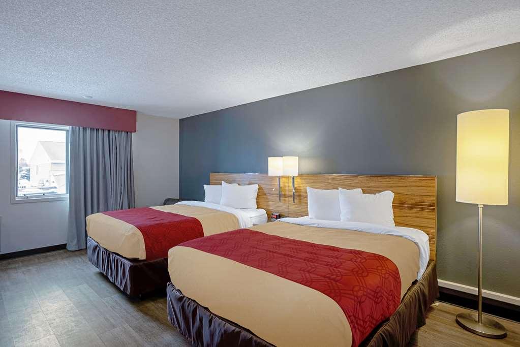 Quality Inn Frontier At Us Hwy 30 Clinton Стая снимка